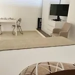Apartament Tiberi *