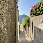 Apartament Tiberi *