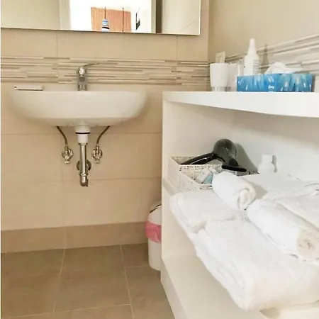 Tiberi Apartment *